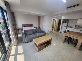 Miete Etagenwohnung  De prim