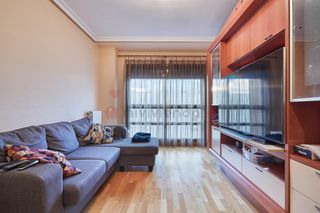 Flat in Calle de Alfonso Gómez