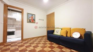 Apartament a Calle de Clara del Rey