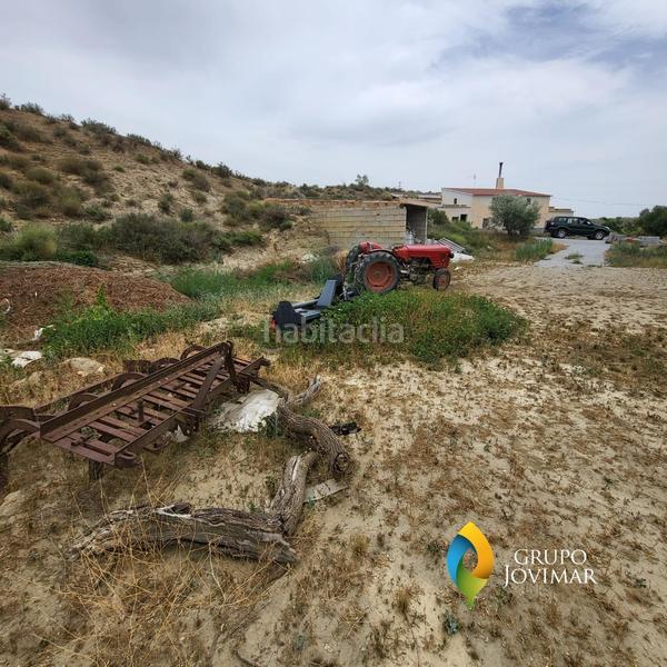 Foto a5efee24-b2d8-4fbc-bc42-d62db58a8ba9. Finca rústica en Caniles