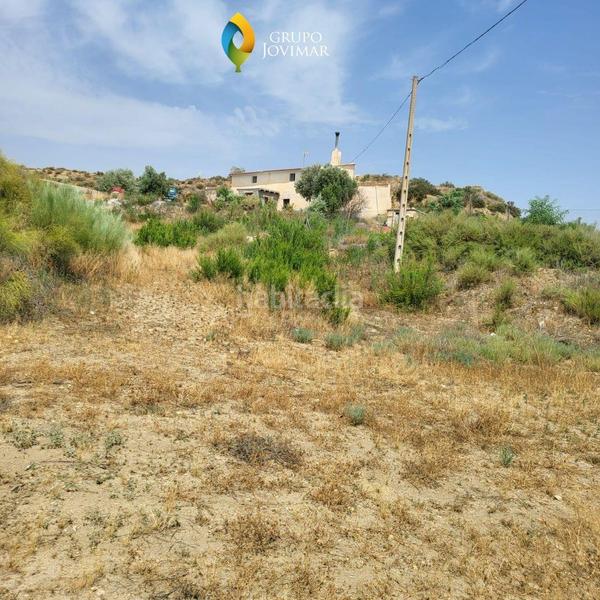 Foto b4502077-989b-4878-88ef-f790e95bab52. Finca rústica en Caniles