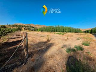 Fondo rustico in Cortes y Graena. Finca de regadío y recreo en purullena