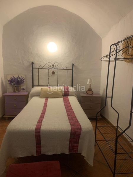 Foto b94e5ebe-3a9e-4548-9428-cbdeb423ea34. Lloguer casa amb aparcament a Guadix