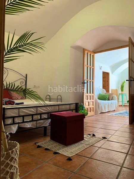 Foto 69a0d8dd-9cfa-4d66-8c09-b1a9940dc8a8. Miete haus mit parking in Guadix