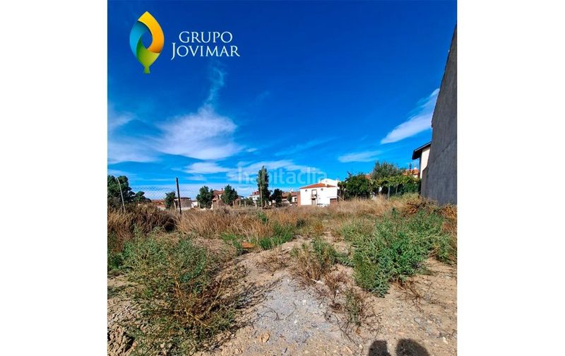 Foto ed04bd55-5820-4e5a-beb3-2688b788d816. Terreny residencial a Guadix