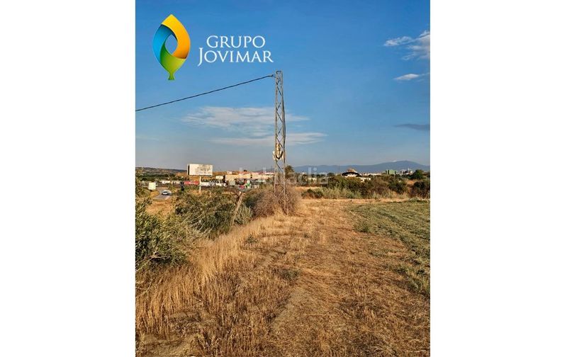 Foto f44dbcb1-d496-499e-af5c-bd99aed00331. Finca rústica a Guadix