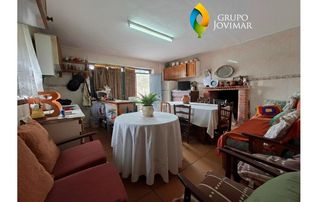 Haus in Peza (La). Casa con terreno de regadío