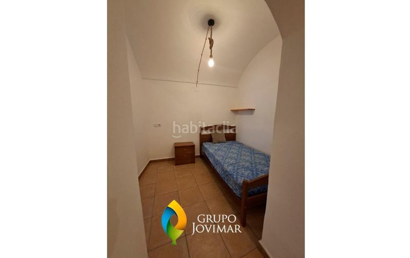 Foto fc43458a-ba8d-4ab7-934b-6eab99e8f984. Masia amb aparcament a Guadix