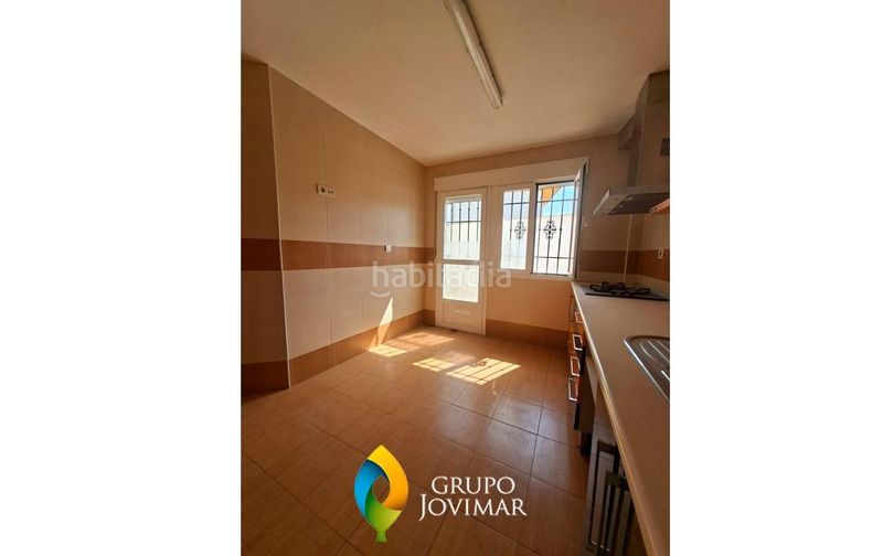 Foto 4d3f005d-4a5b-45f6-be60-dc5ec2a6f6c6. Casa amb aparcament a Jérez del Marquesado