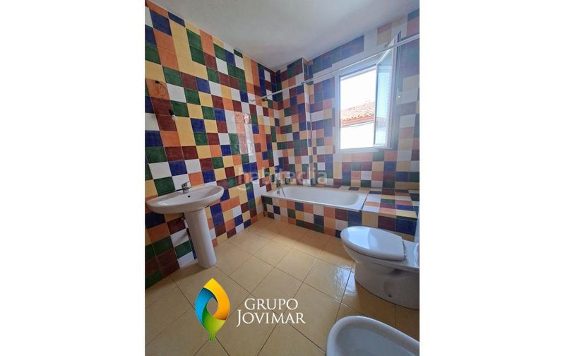 Foto b696f215-e3cc-4ba6-9396-2d5e7e5ce308. Casa amb aparcament a Jérez del Marquesado
