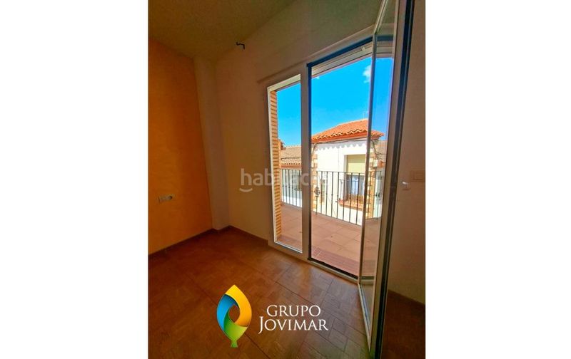 Foto c6fc702c-d7f3-414f-8a2c-966b808b01d3. Casa amb aparcament a Jérez del Marquesado