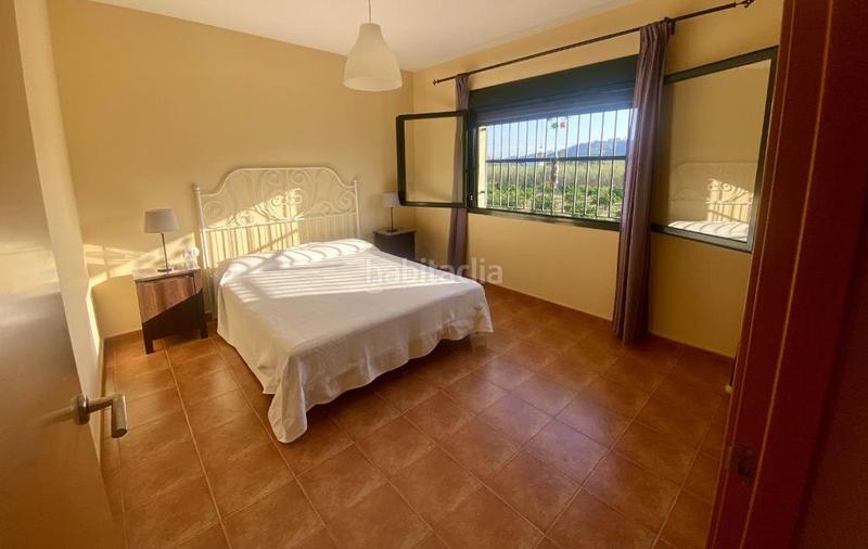 Foto 0083b027-ebb5-4a10-b0de-7407d430c34e. Xalet amb xemeneia calefacció aparcament piscina a Alzira