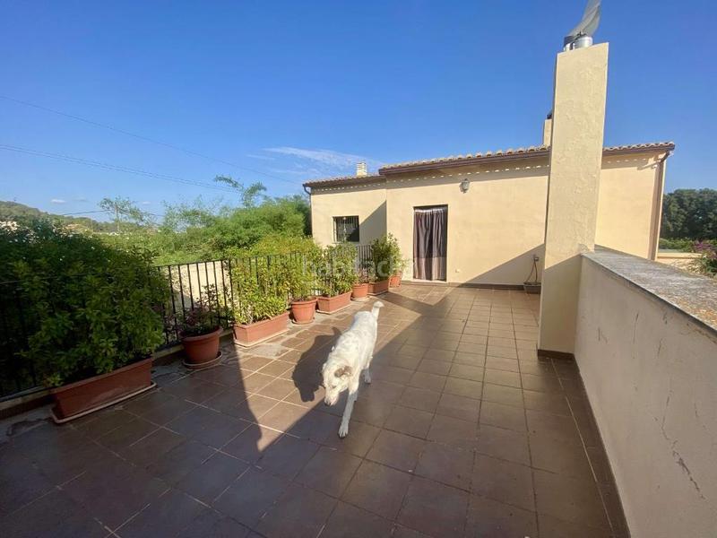 Foto 2019414a-b3b4-4859-9806-c711c739b1b6. Xalet amb xemeneia calefacció aparcament piscina a Alzira