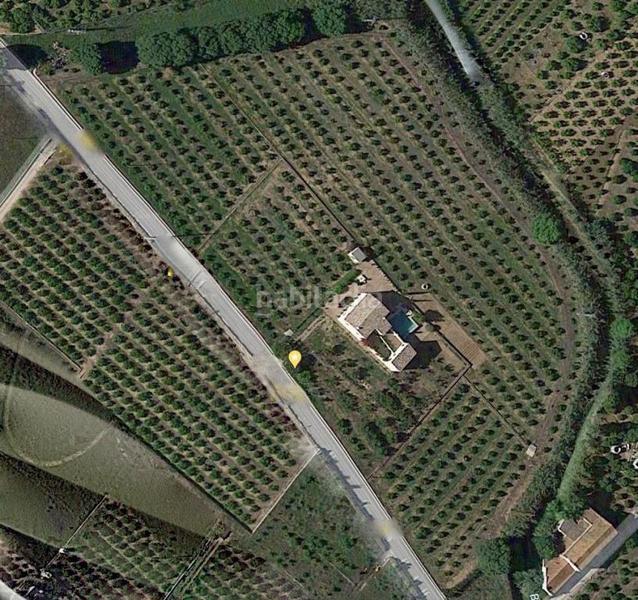 Foto 329c1f3a-7317-441a-9d9e-774916e57d78. Xalet amb xemeneia calefacció aparcament piscina a Alzira