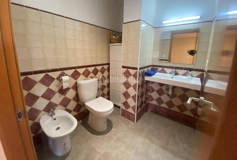 Foto 74e89764-5d90-4a3f-add5-1159fc311c56. Xalet amb xemeneia calefacció aparcament piscina a Alzira