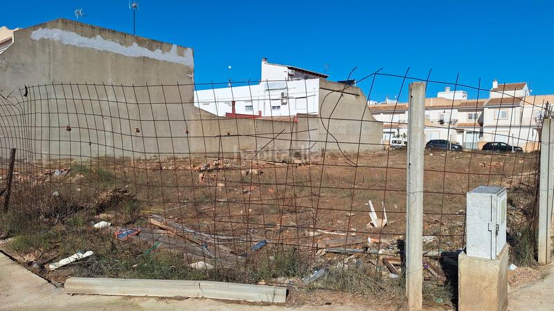 Foto 007fe362-cdb8-4117-8e57-91742adbefe3. Terreny residencial a carrer móstoles 33 a Polinyà de Xúquer