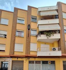 Pis  Carrer del pintor ricardo fluixà 8. Vivienda de 175 m² con 4 amplios dormitorios