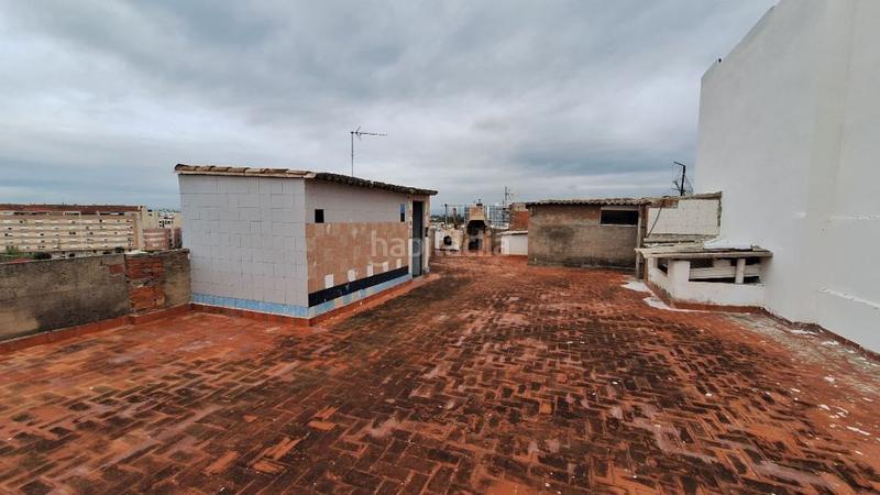 Foto 57a01fb9-0ca3-42c8-9091-36ca5fbed63e. Casa in carrer de juan sebastián el cano 19 in Alquerieta Alzira