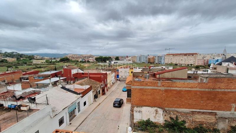 Foto a9139250-1dab-401a-bab5-8d7f8f03f791. Casa in carrer de juan sebastián el cano 19 in Alquerieta Alzira