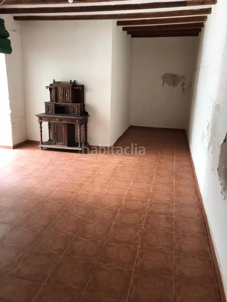 Foto e22b1ecf-7026-41fa-9ed0-be291b2450fc. Lloguer local comercial a Carcaixent
