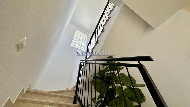 Foto e488c866-c365-47c5-8b1e-d2af19951cff. Casa en urbanizacion jardines de la almenara 13 casa en Lorca