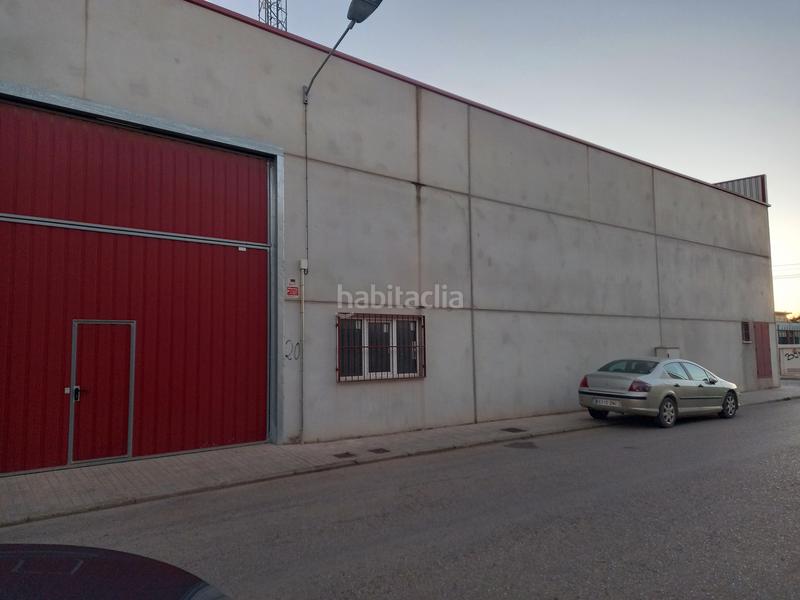 Foto 1b3a0b8a-4896-45c0-bd1c-6fe22d0eb085. Nau industrial a avenida principe alfonso 30 a Tomelloso