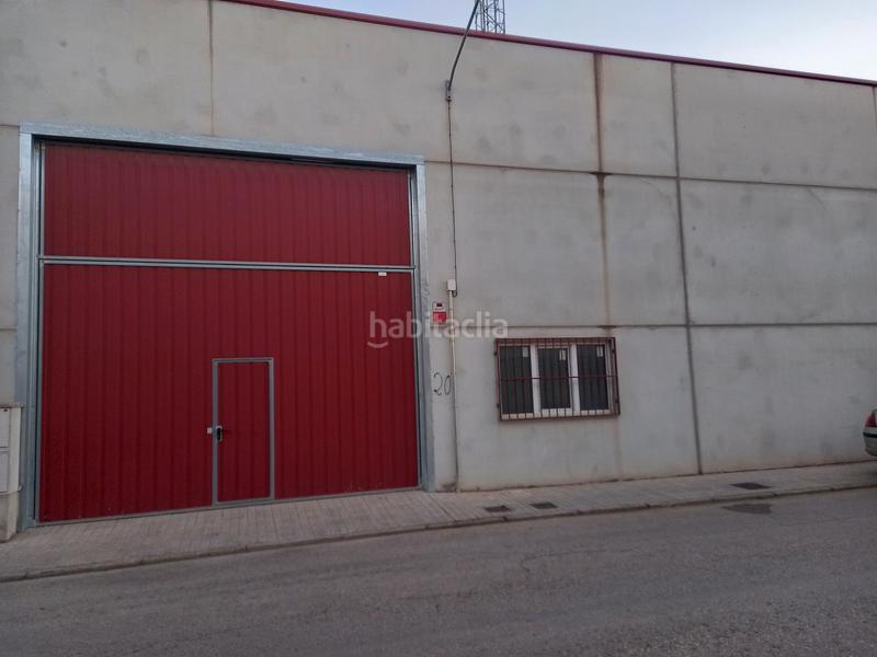 Foto c324e724-28bc-4640-afad-a6f68c78d7f1. Nau industrial a avenida principe alfonso 30 a Tomelloso