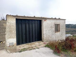 Local Comercial a Calle severo ochoa 19. Nave diáfana ubicada en la zona alta de la población.