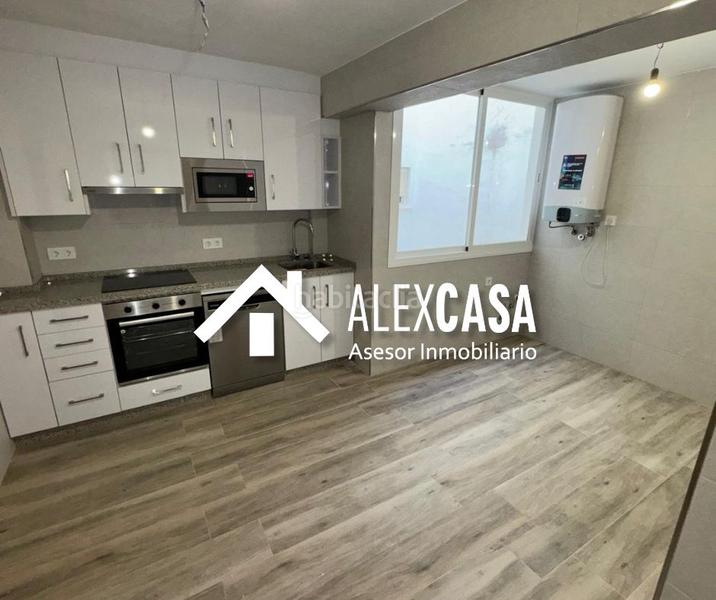 Foto 6ab7ebb4-dbf8-4b4a-a5ae-f7f9be08aee9. Flat in Centro Lucena