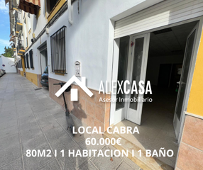 Local commercial à Cabra. Se vende local en cabra en semi centro