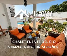 Xalet a Cabra. Gran chalet a los pies de la fuente del rio de cabra