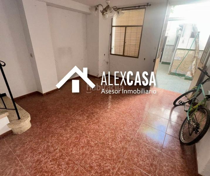 Foto 883f816a-4d20-4a42-b8e1-1c22c0cf6891. Casa a Cabra