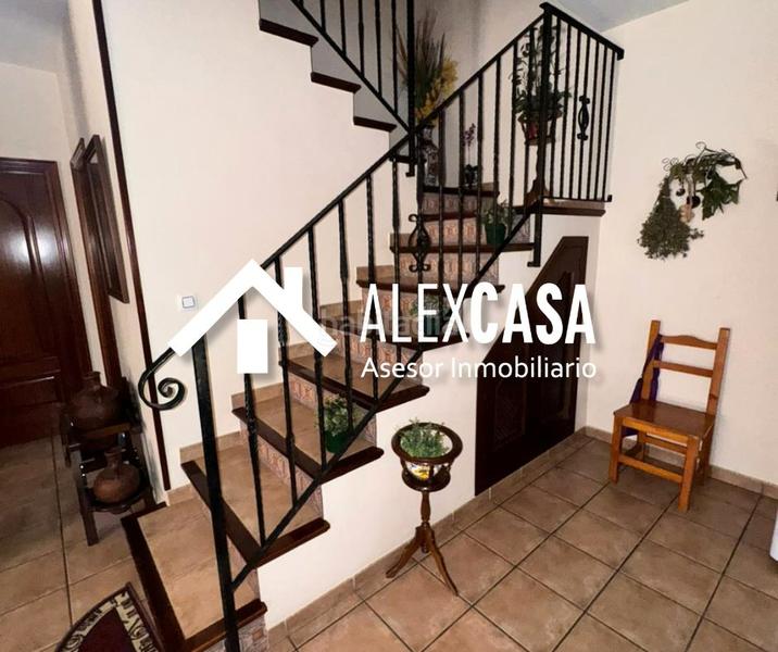 Foto e9c63fea-8540-41e8-ab2f-c7dec6d709a6. Xalet a Cabra