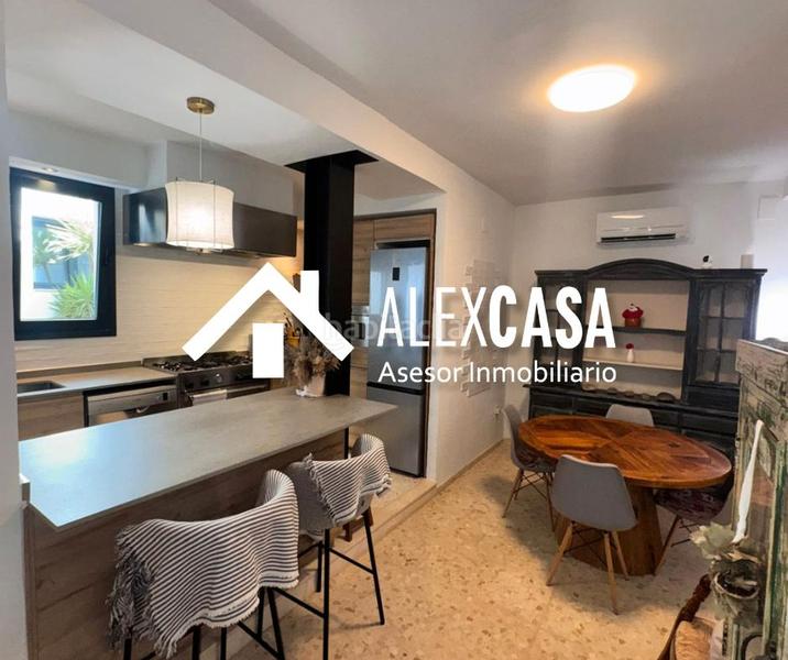 Foto a3459cb6-8a87-45d8-93ef-fa70fa7800c8. Casa adossada a Zuheros