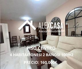 Flat in Cabra. Precioso piso interior en el centro de cabra