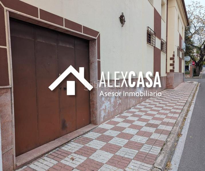 Foto 06e6a89c-1f04-40c4-8910-f9e90471d06d. Local comercial  en la barriada en Cabra