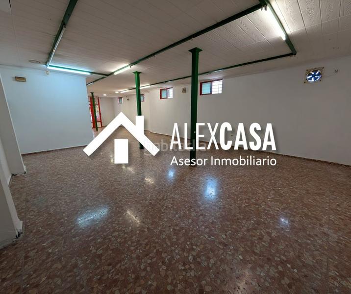 Foto 63845366-31ed-478c-b466-2fb007850fd9. Local comercial  en la barriada en Cabra