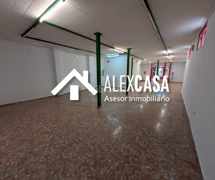 Foto ed6e2dc5-37c5-478d-a808-35548b8710d6. Local comercial  en la barriada en Cabra