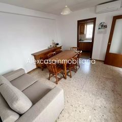 Haus in Cabra. Oportunidad de casa en la barriada