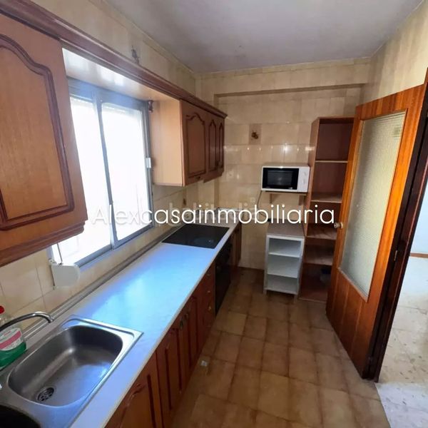 Foto cc51e7f8-1495-4eda-88bb-11883f140cc9. Casa a Cabra