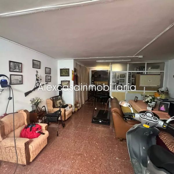 Foto 2fb267d6-9e7a-4e7b-aed2-1f39a8f02b11. Xalet amb piscina a Cabra