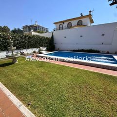 Chalet in Cabra. ¡chalet excepcional en cabra, córdoba!