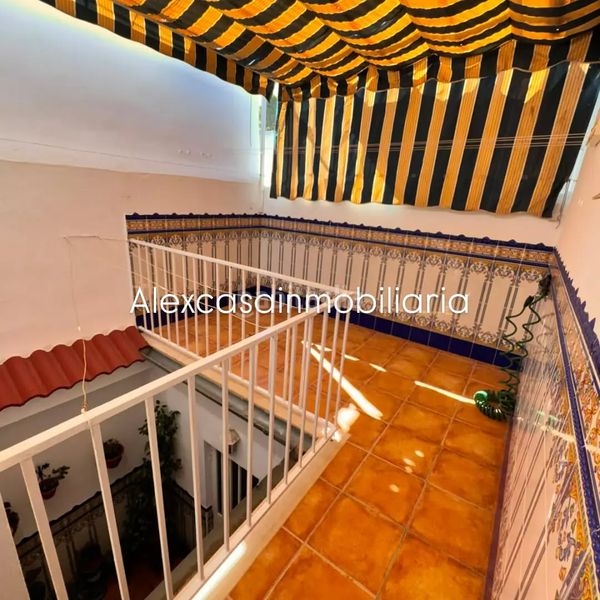 Foto d2305ca0-861d-4c7b-8f01-f4e7b3a6ebc5. Casa amb calefacció a Cabra
