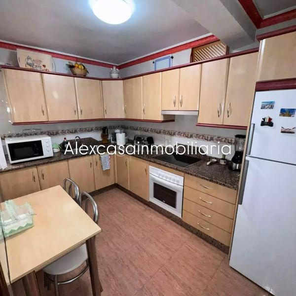 Foto e54ba2bf-a40b-4642-8007-0e5a791e00e1. Casa amb calefacció a Cabra