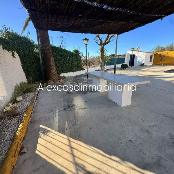 Foto 259ba7b9-caf0-4623-9f14-40be1782d26f. Masia amb xemeneia piscina a Cabra