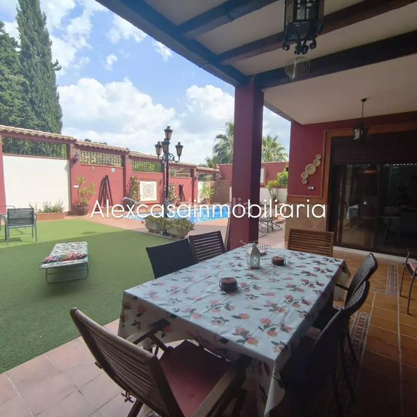 Foto a002ae48-6622-4ee2-9590-9d5911a9767f. Xalet amb piscina a Cabra