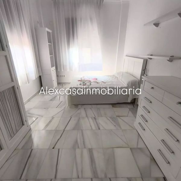 Foto c479d8ed-7bcc-4e70-883e-4bf173e1df5e. Xalet amb piscina a Cabra