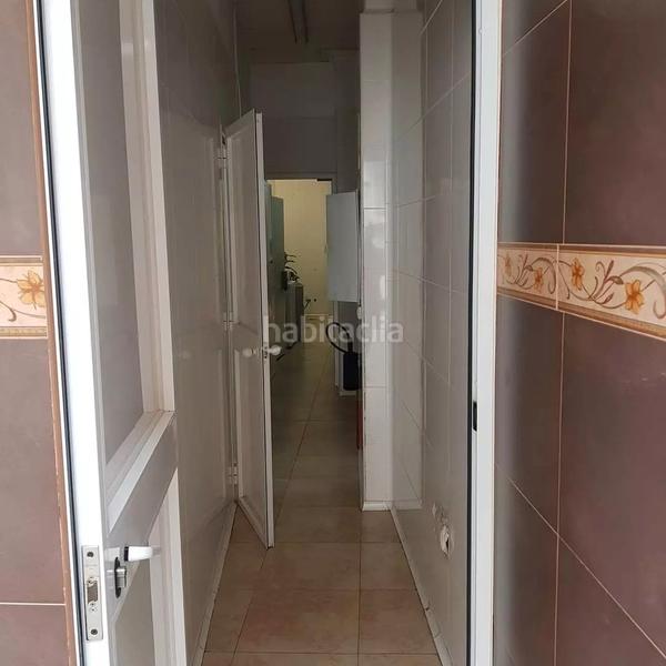 Foto 4fd338f5-510c-43ef-92dd-c040a371c437. Locale commerciale in Cabra