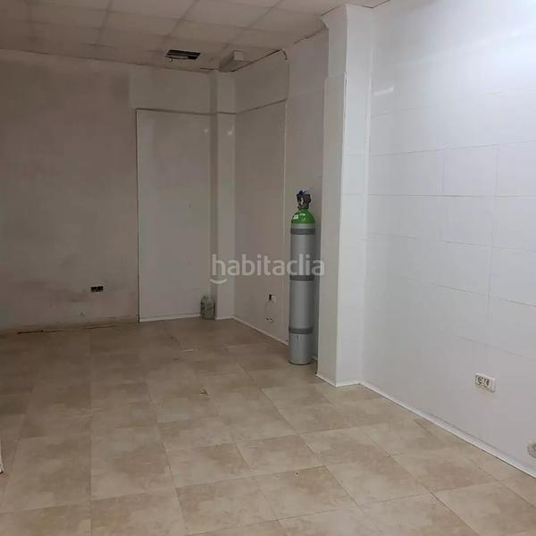 Foto 55112fc0-33b7-4936-9e71-808c0f9a3c78. Locale commerciale in Cabra