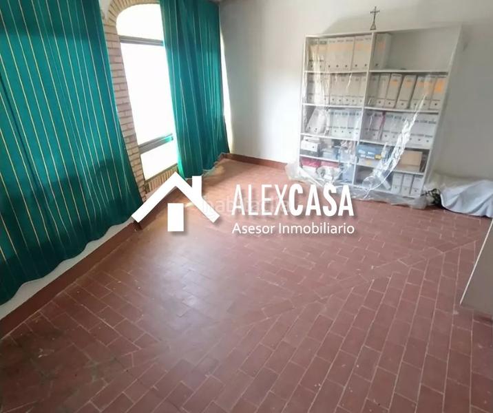 Foto f8611c22-3cc9-4b84-ae24-d1be7c417525. Xalet a Cabra